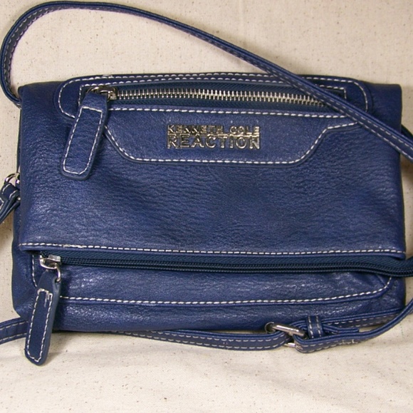Kenneth Cole Reaction Crossbody Wristlet Leather - Picture 2 of 6
